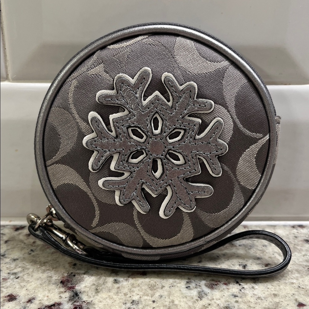 Coach Snowflake Coin Purse EUC